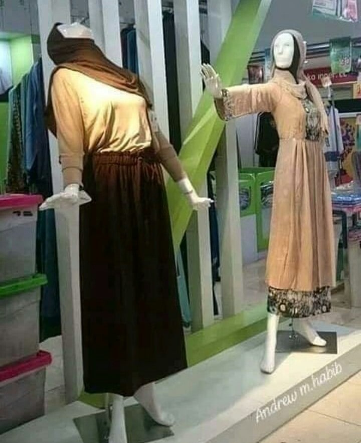 Funny Mannequin