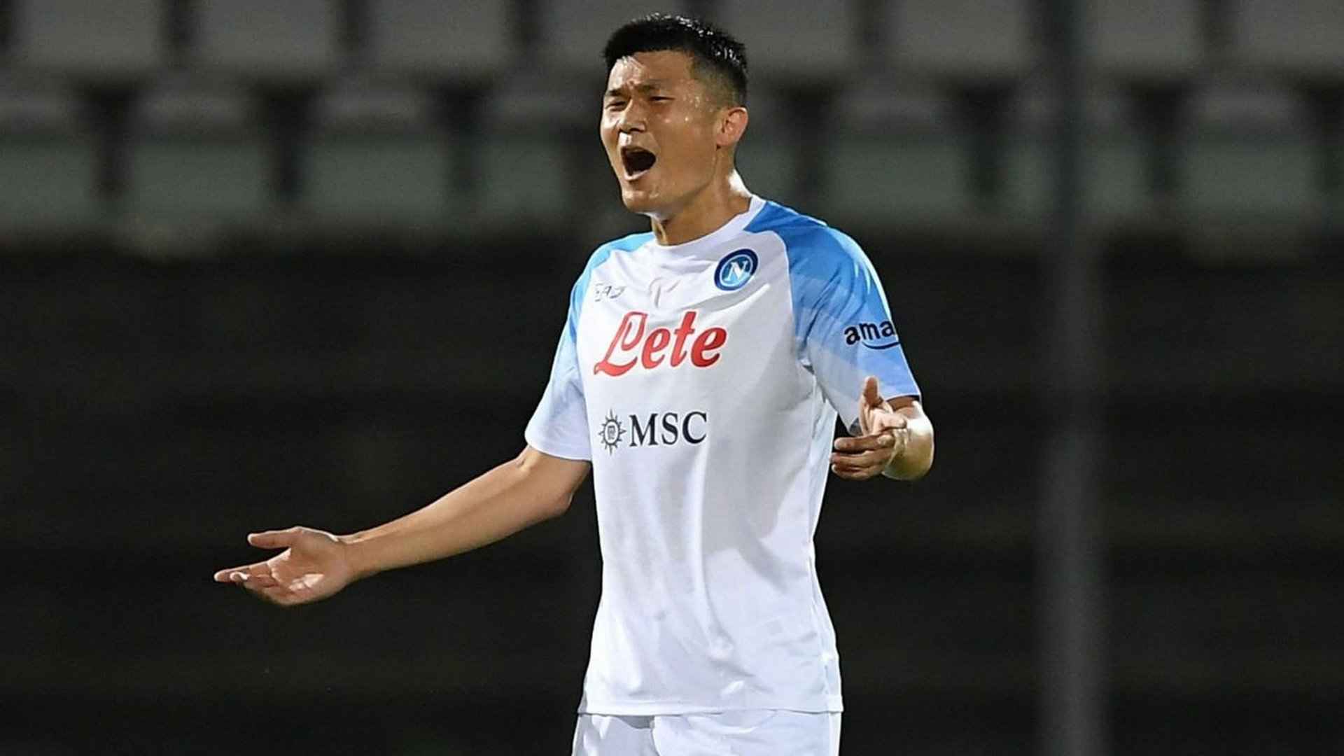 4 Pemain Ini Punya Potensi Jadi Calon Bek Terbaik Serie A 22/23