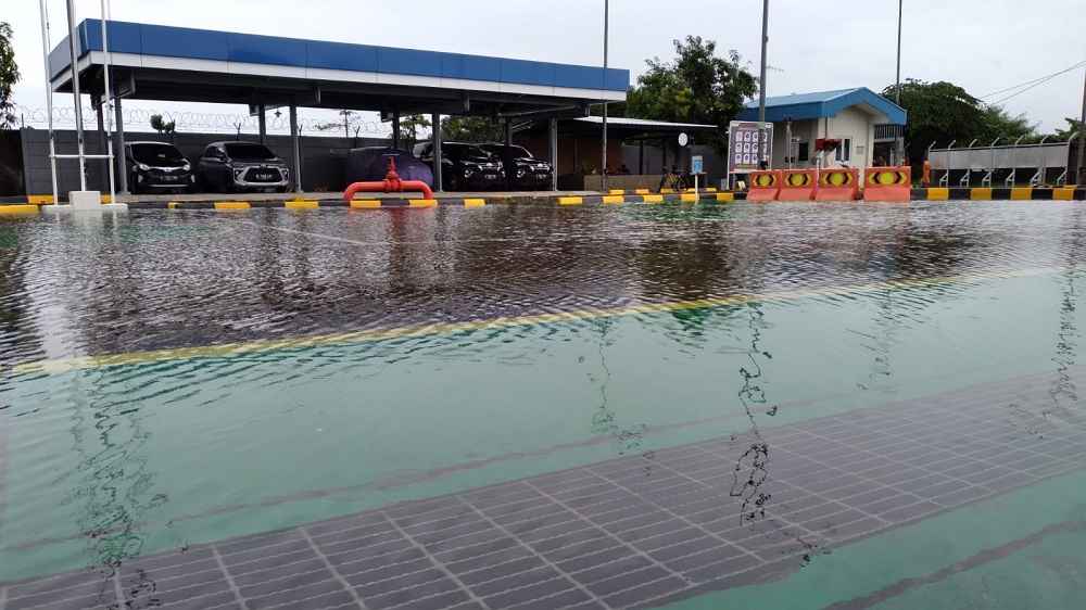 Foto kejadian air dari got yang meluap dan tidak termanfaatkan ketika musim hujan terjadi