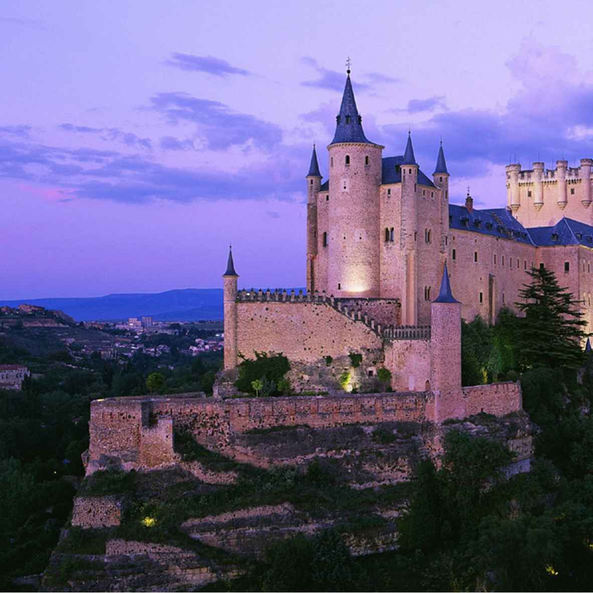 4 Destinasi Wisata Segovia, Kota Seribu Jejak Sejarah di Spanyol